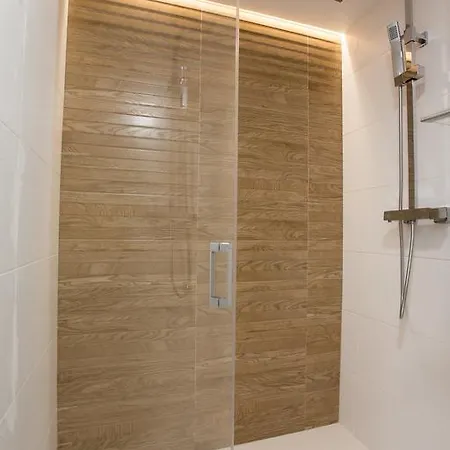 아파트 Sunshine Puerta De San Francisco *